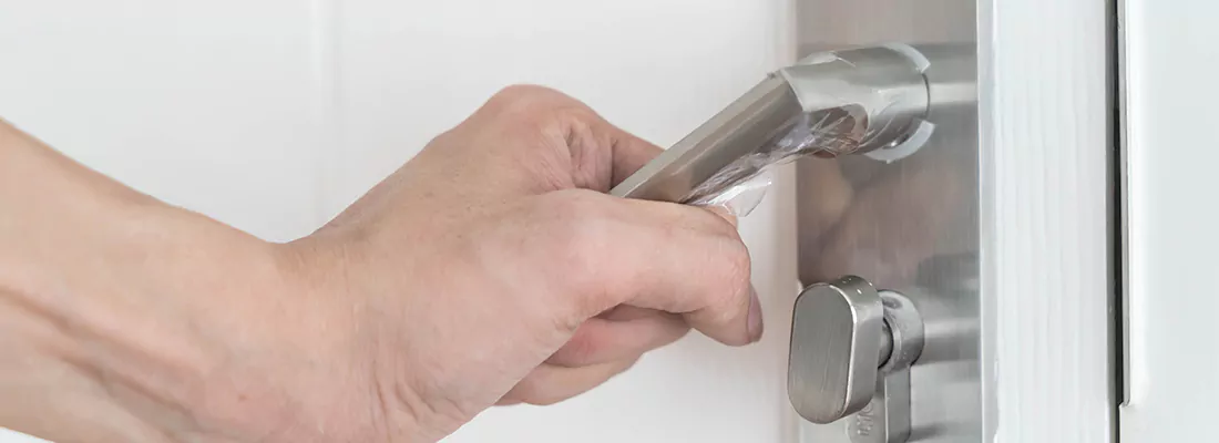 Expert Garage Door Opener Repair and Installation in Vero Beach South, FL