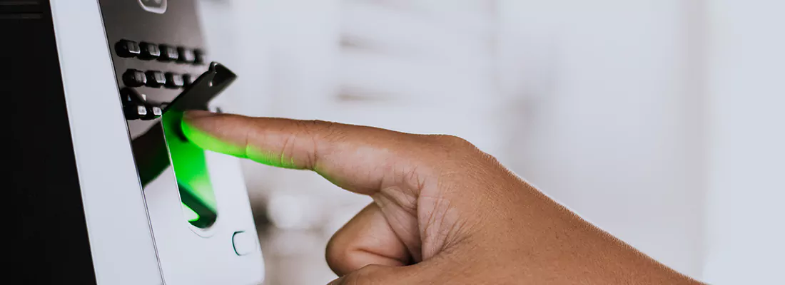 Smart Gate Locks with Remote Access Features in Vero Beach South, FL